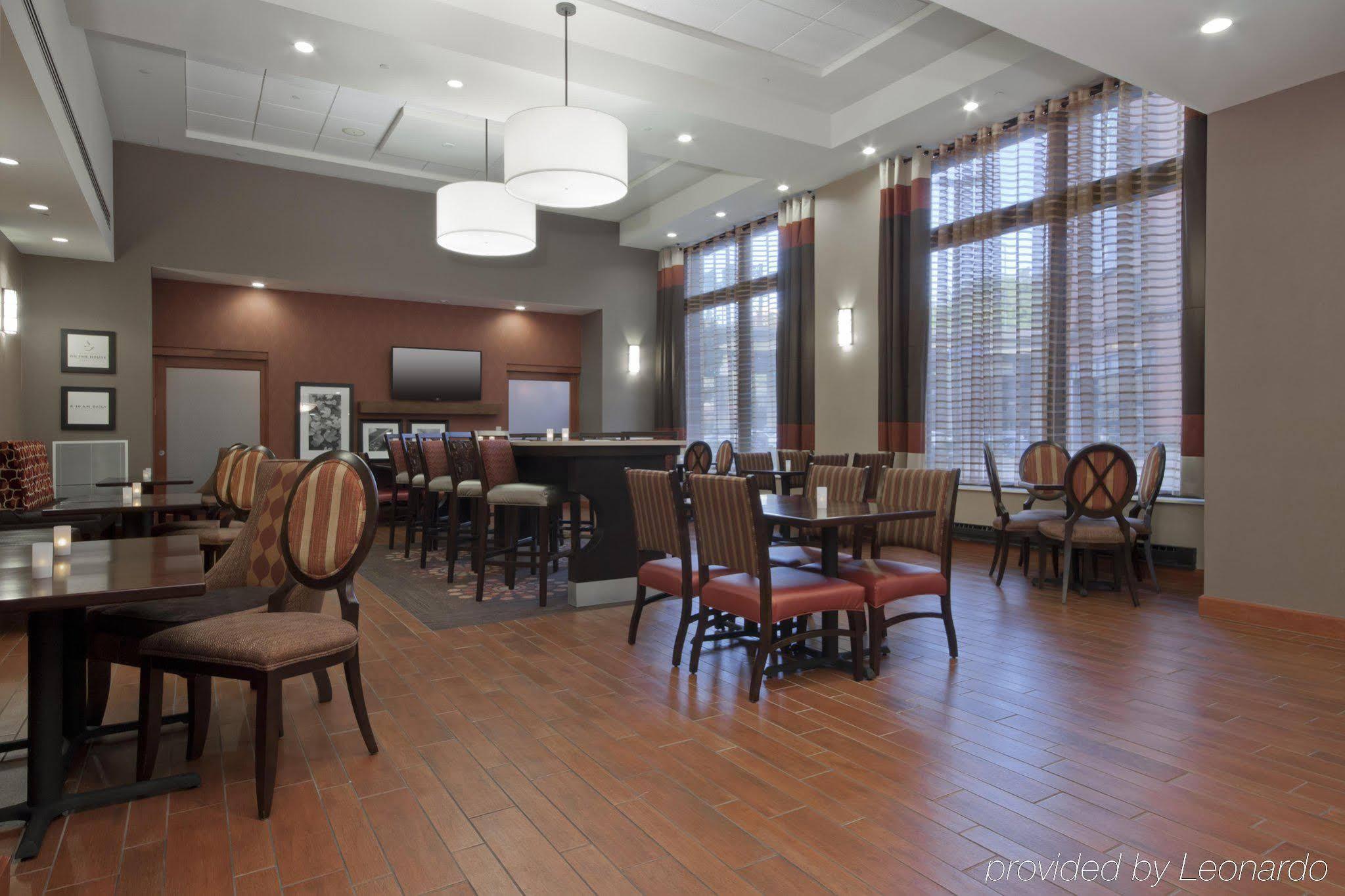 Hampton Inn & Suites Pittsburgh Downtown Екстериор снимка