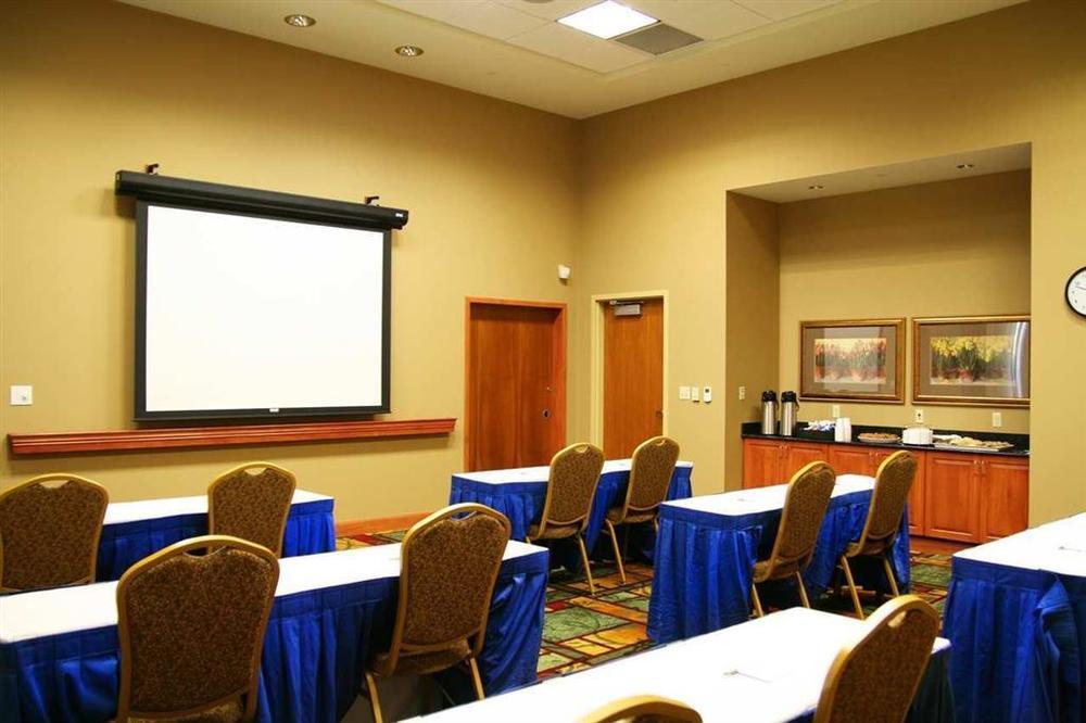 Hampton Inn & Suites Pittsburgh Downtown Съоръжения снимка