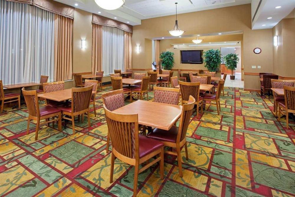 Hampton Inn & Suites Pittsburgh Downtown Екстериор снимка