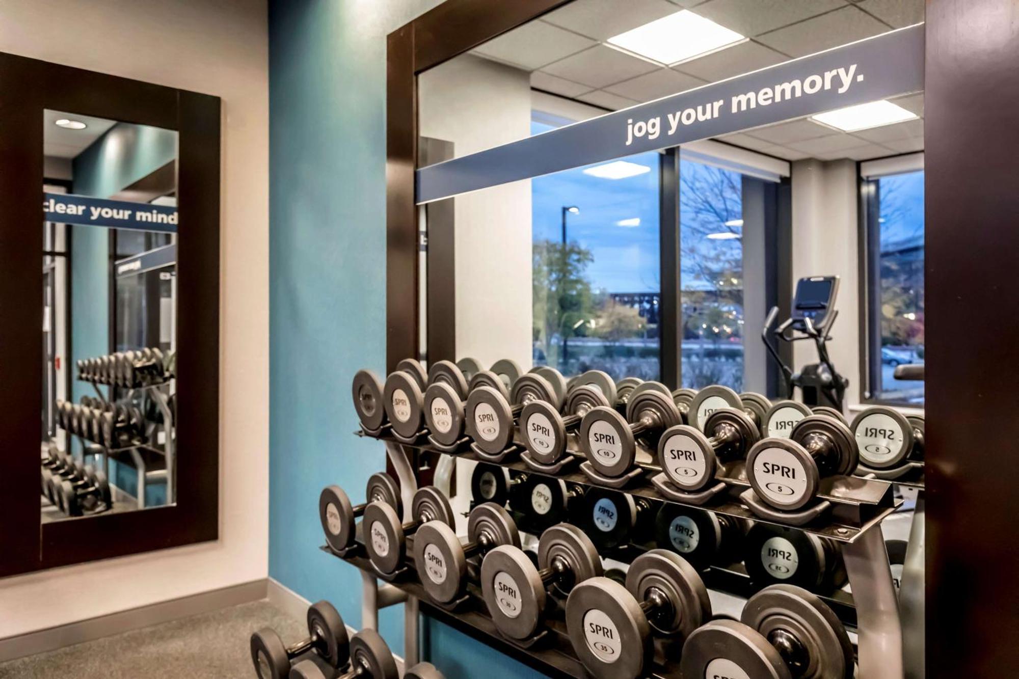 Hampton Inn & Suites Pittsburgh Downtown Екстериор снимка