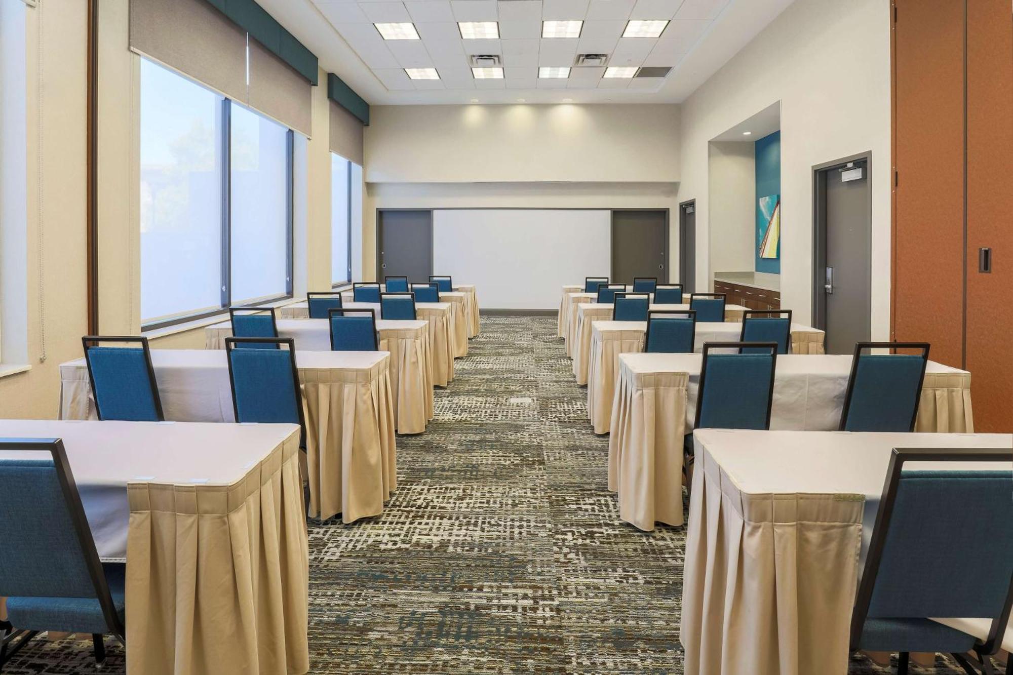 Hampton Inn & Suites Pittsburgh Downtown Екстериор снимка