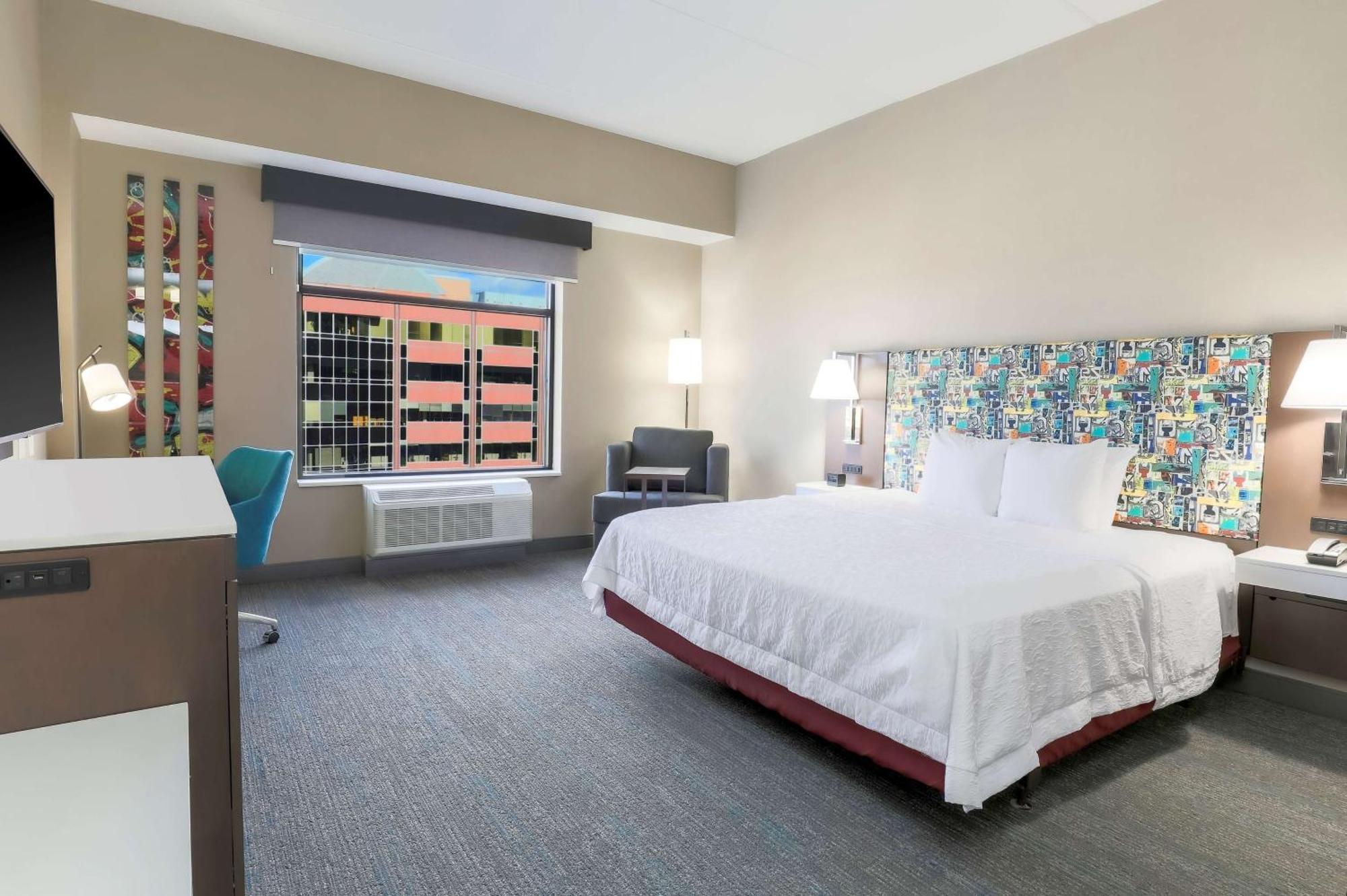 Hampton Inn & Suites Pittsburgh Downtown Екстериор снимка
