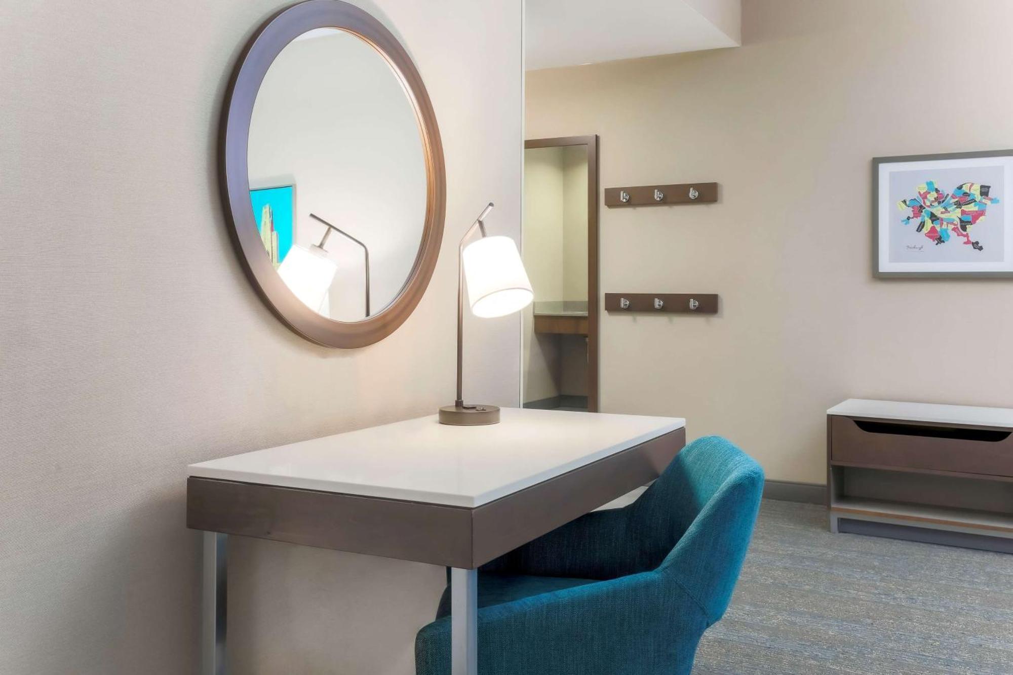 Hampton Inn & Suites Pittsburgh Downtown Екстериор снимка