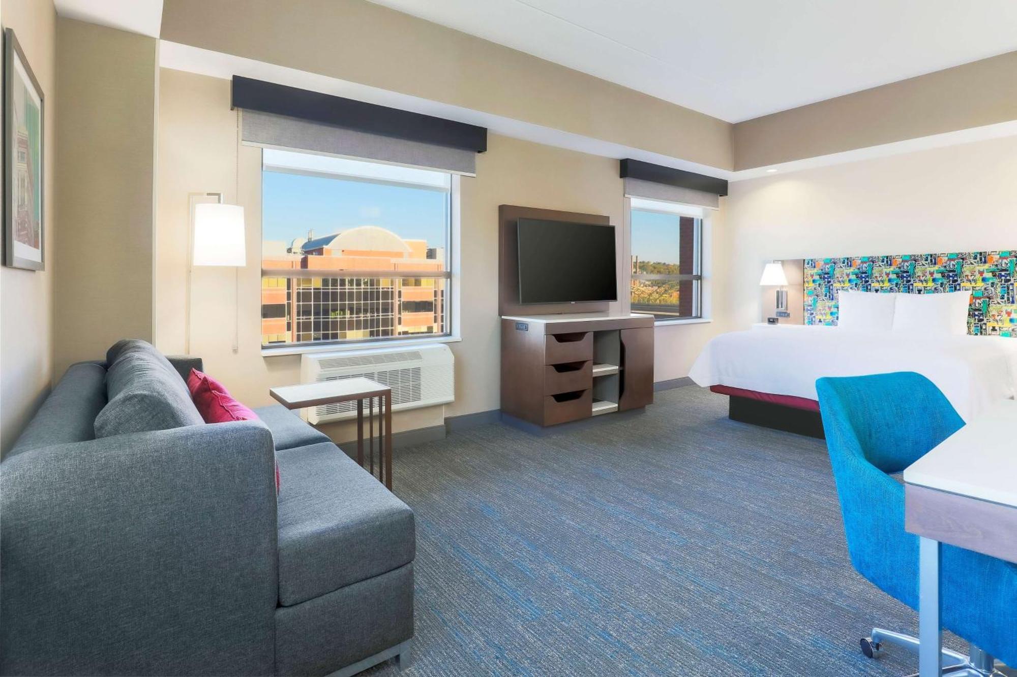 Hampton Inn & Suites Pittsburgh Downtown Екстериор снимка