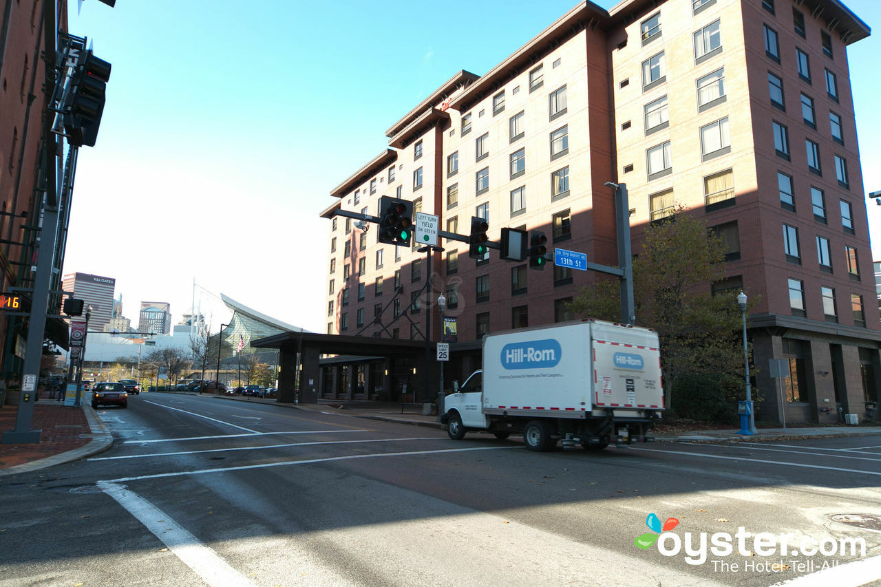 Hampton Inn & Suites Pittsburgh Downtown Екстериор снимка