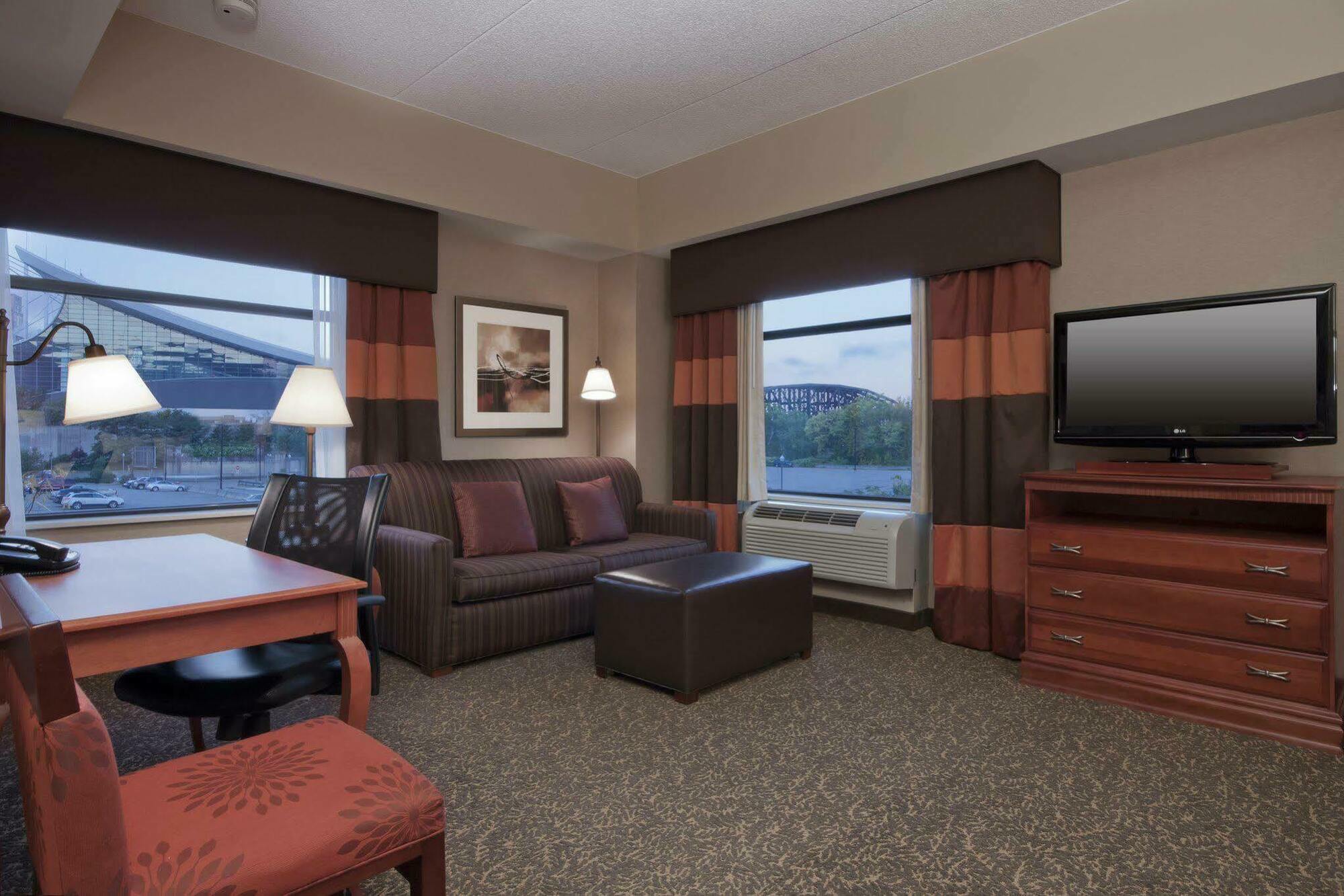 Hampton Inn & Suites Pittsburgh Downtown Екстериор снимка